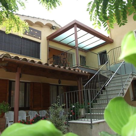 Carmelita Aparthotel Sant Privat de Bas Bagian luar foto